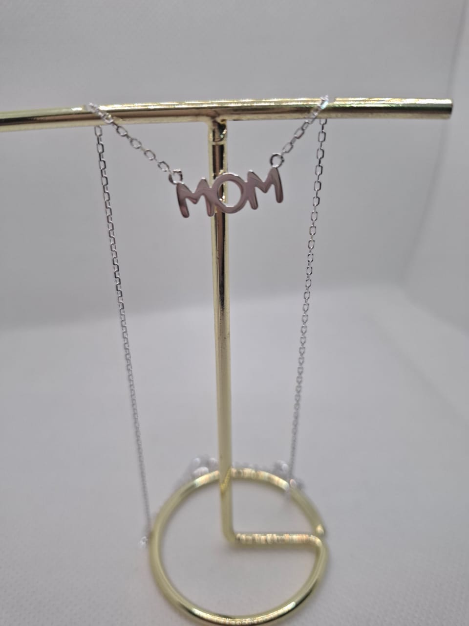 Mom chain