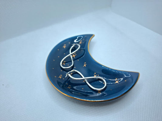 Earring: Infinity Hoop