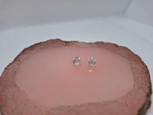 Earring: 6mm squared diamante stud