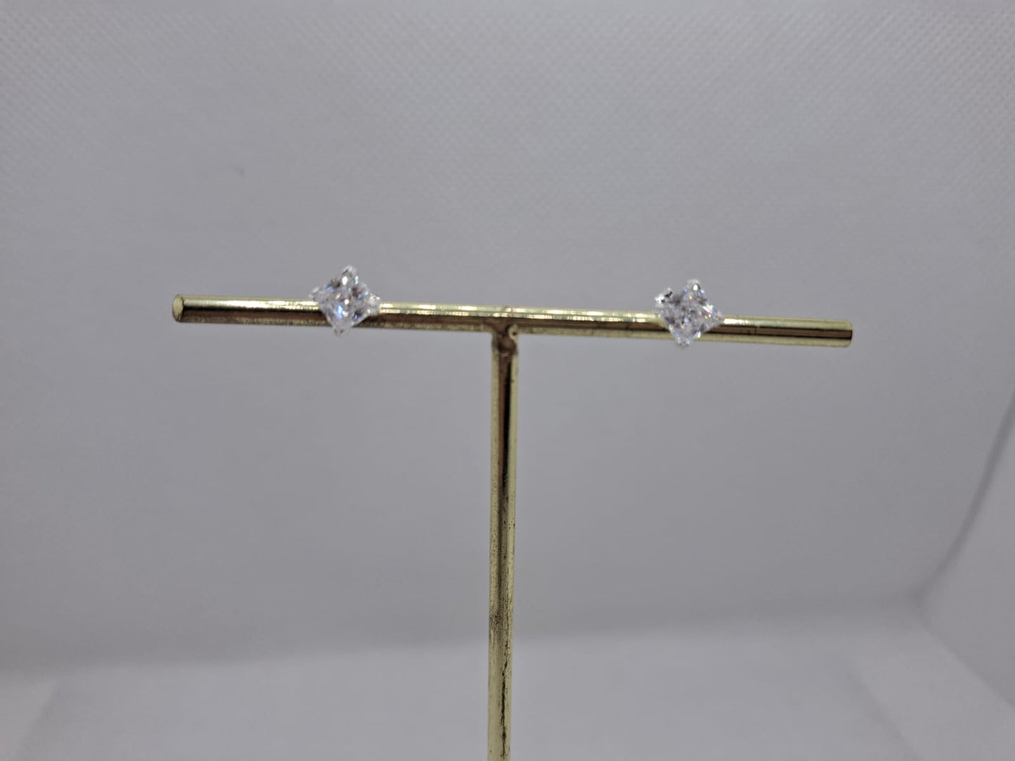 Earring: 6mm squared diamante stud