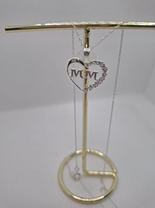 Mum pendant and chain