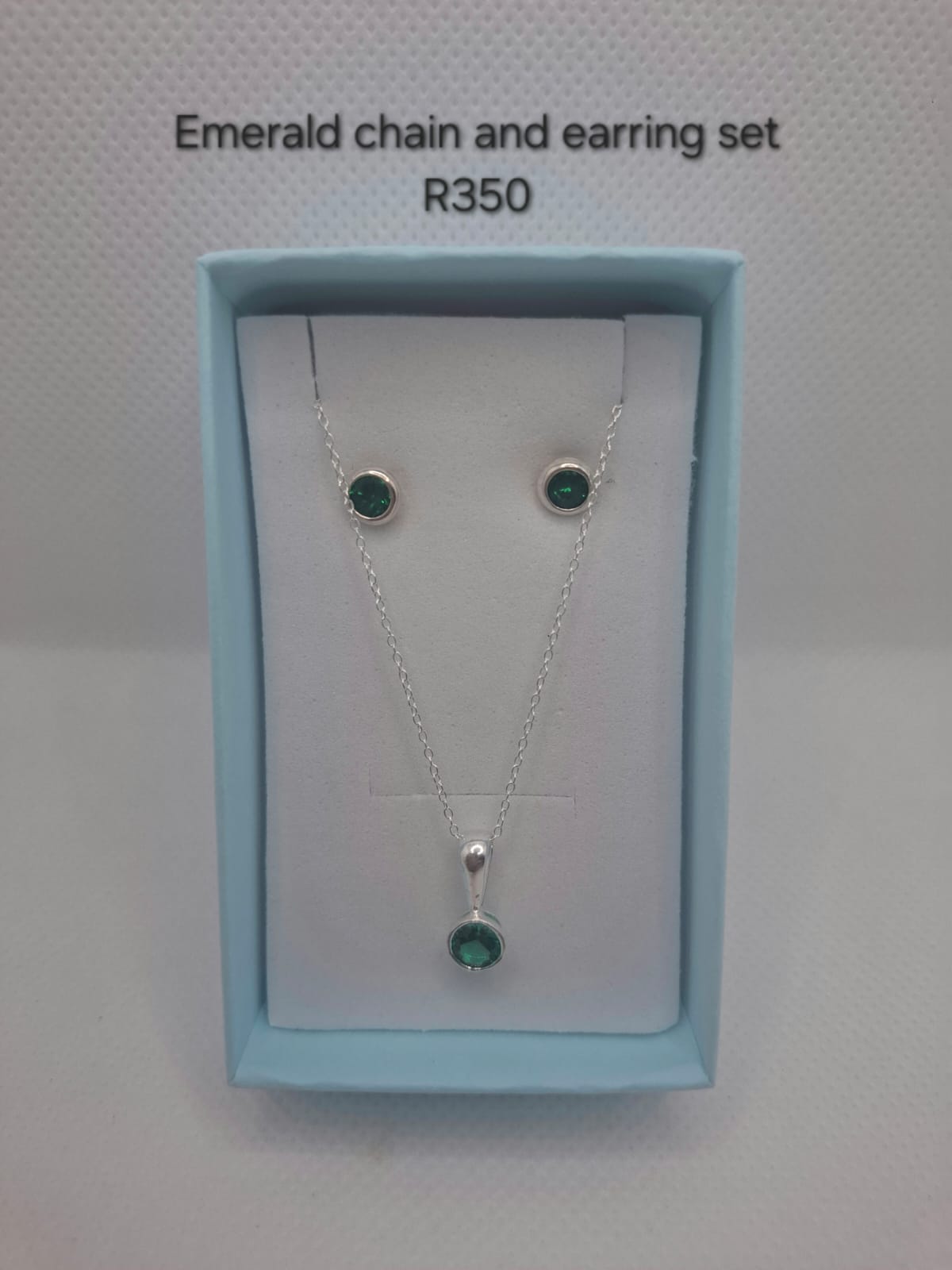 Jade earring and necklace set