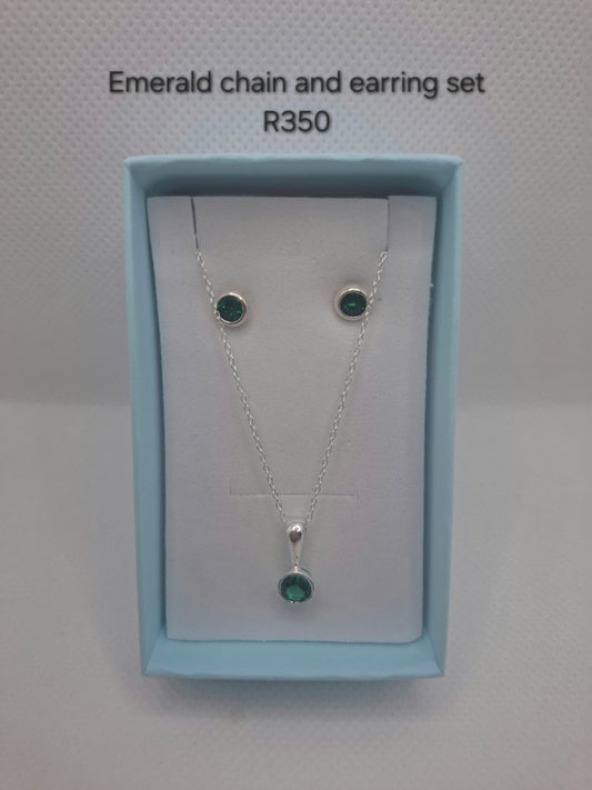 Jade earring and necklace set