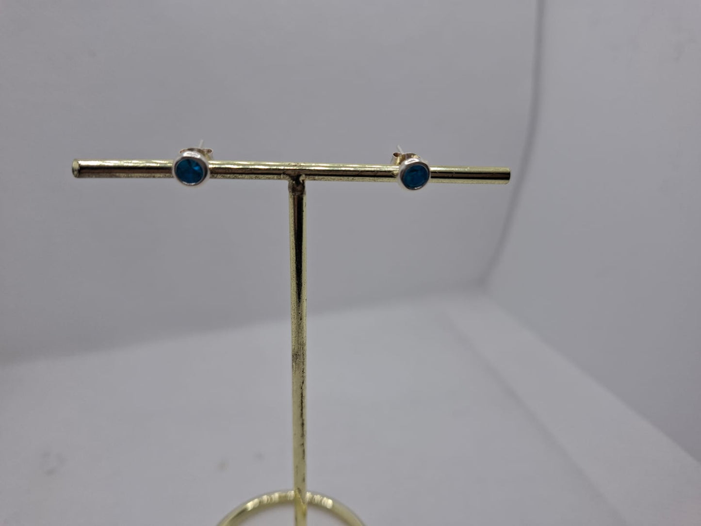 Earring: 5mm Aquamarine stud