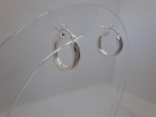 Earring: 15mm Hoop