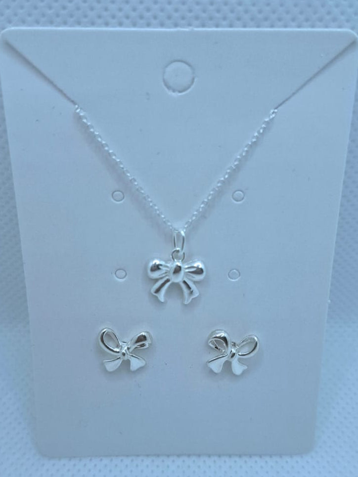 Trending Bow Necklace and Stud Earring Set