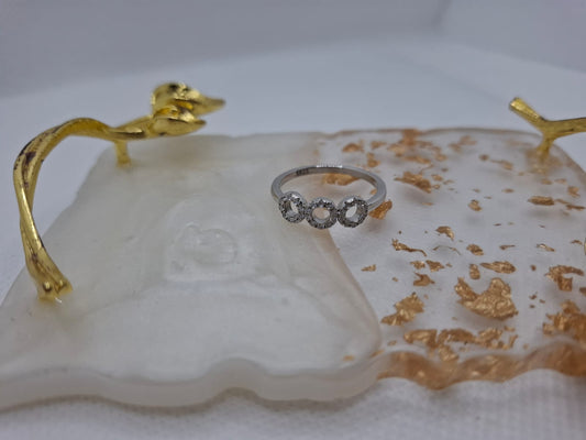 Three circle ring