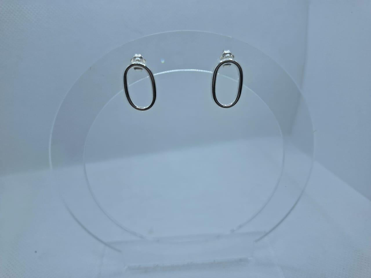 Earring: Oval Stud