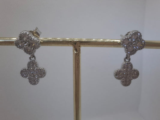 Earring: Diamante studs